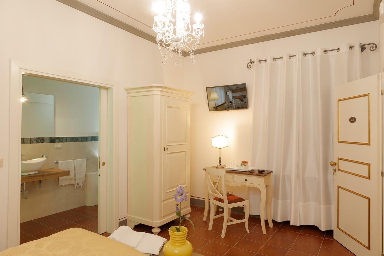 Palazzo Mari Suite & Rooms B&B Montevarchi Zewnętrze zdjęcie