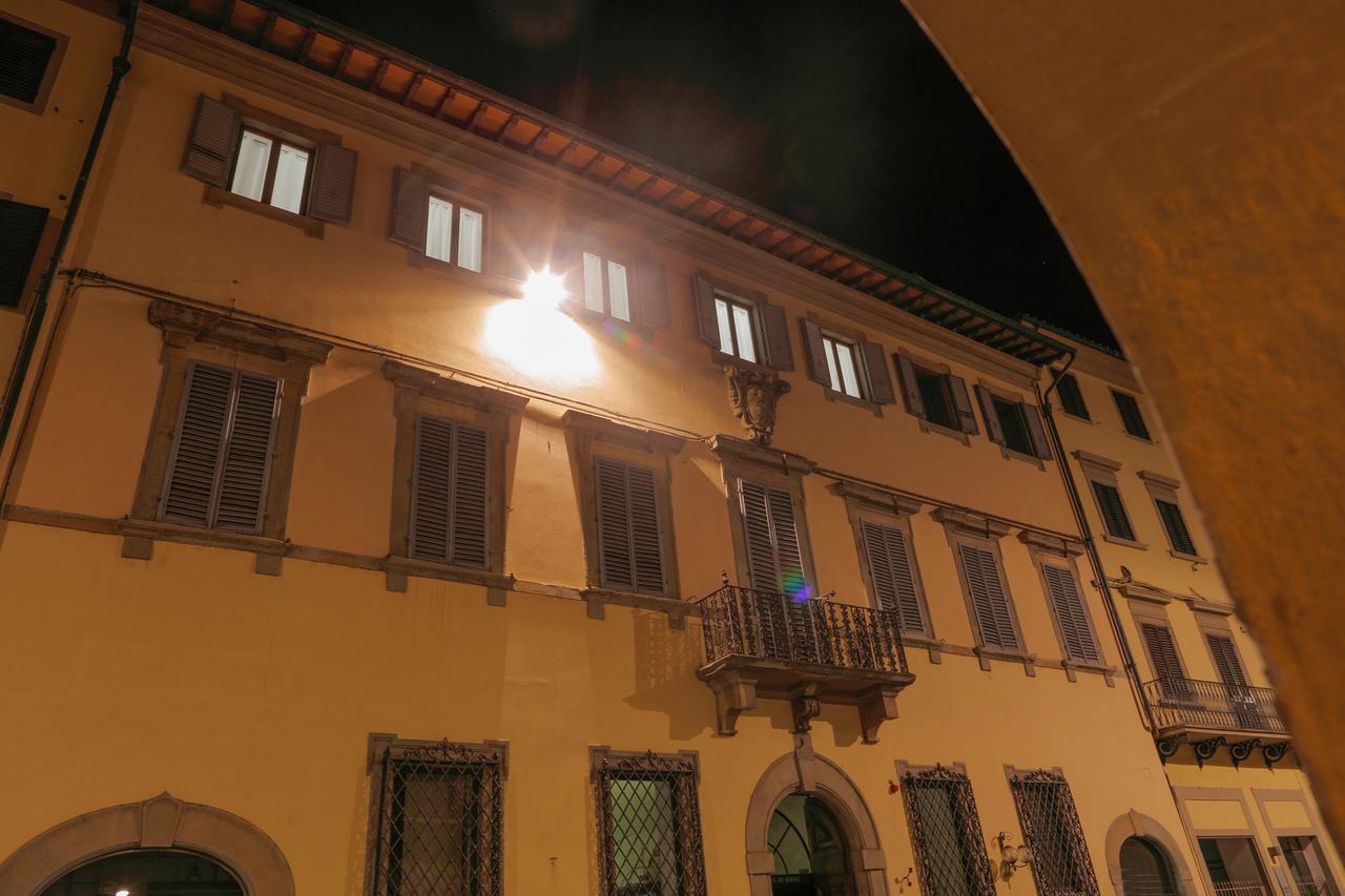 Palazzo Mari Suite & Rooms B&B Montevarchi Zewnętrze zdjęcie